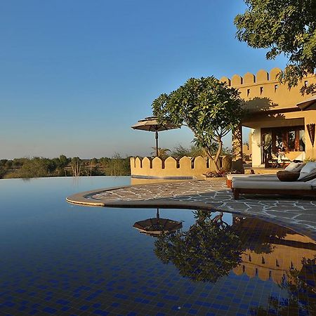 Готель Mihir Garh Rohat Екстер'єр фото