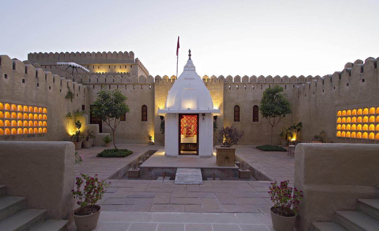 Готель Mihir Garh Rohat Екстер'єр фото