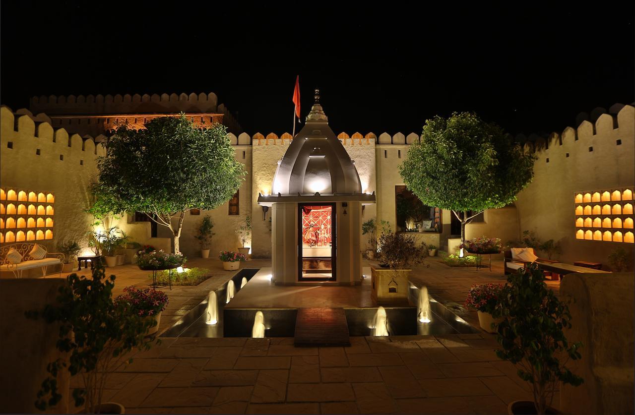 Готель Mihir Garh Rohat Екстер'єр фото