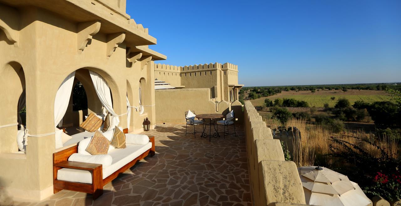 Готель Mihir Garh Rohat Екстер'єр фото