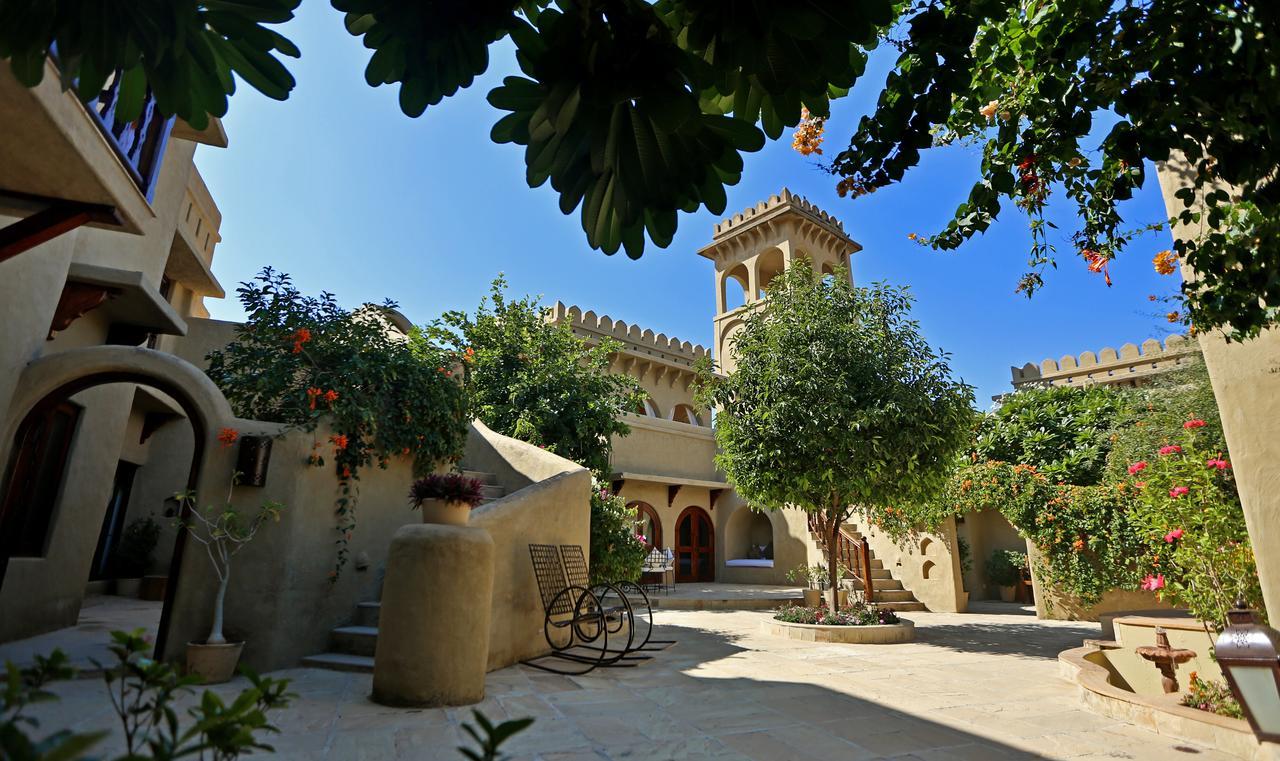 Готель Mihir Garh Rohat Екстер'єр фото