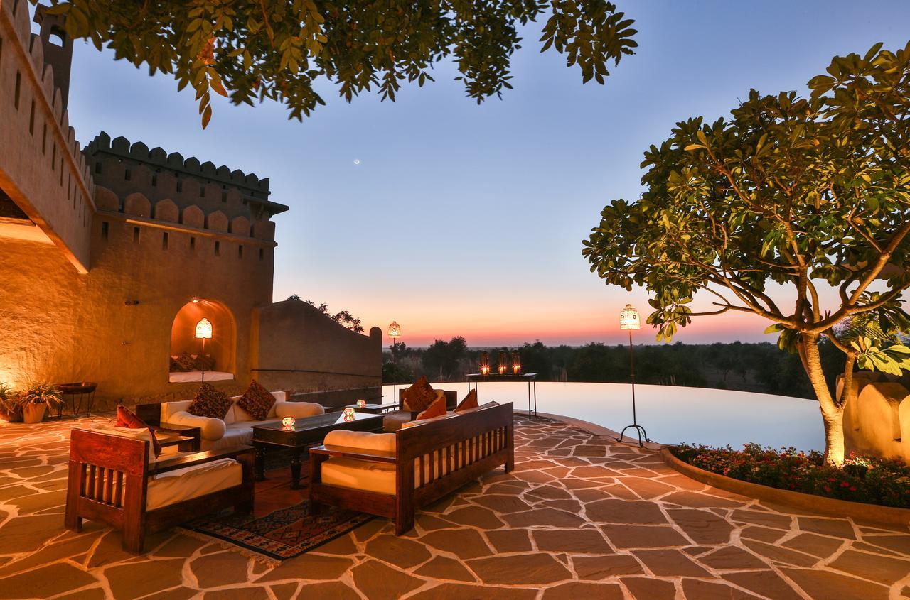 Готель Mihir Garh Rohat Екстер'єр фото