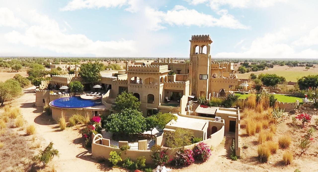 Готель Mihir Garh Rohat Екстер'єр фото
