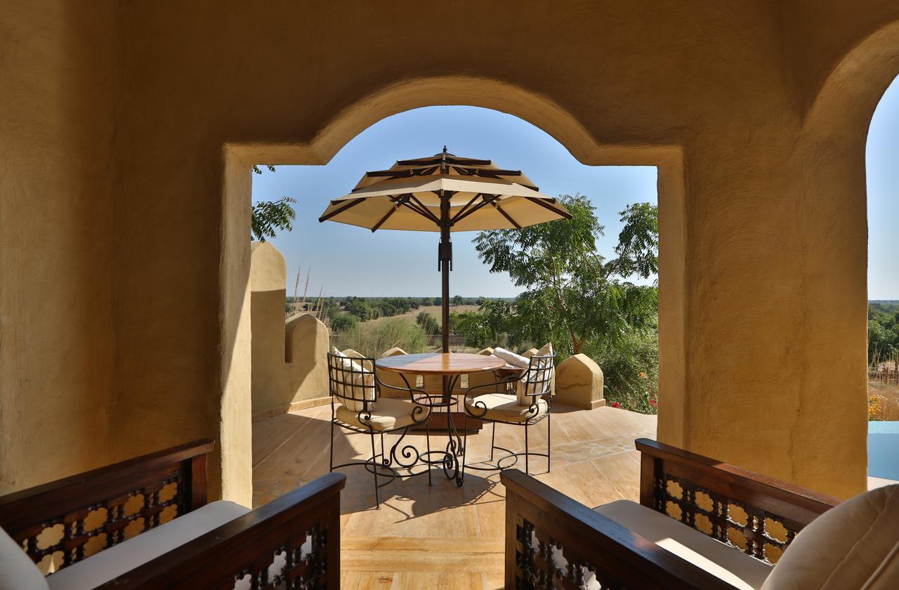 Готель Mihir Garh Rohat Екстер'єр фото